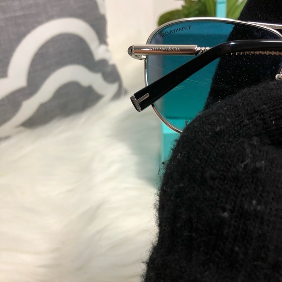 Tiffany Aviator Sunglasses - Picture 12 of 12